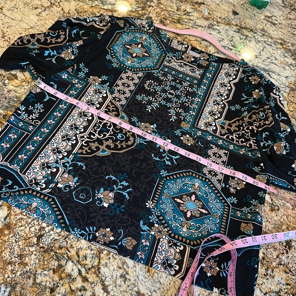 CHICO’S Top - Picture 9 of 12